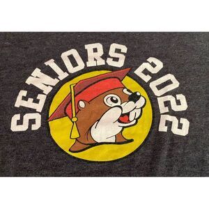 Buc-ee's Mens Small Charcoal‎ Short Sleeve Senior Graduation 2022 Cotton Tee